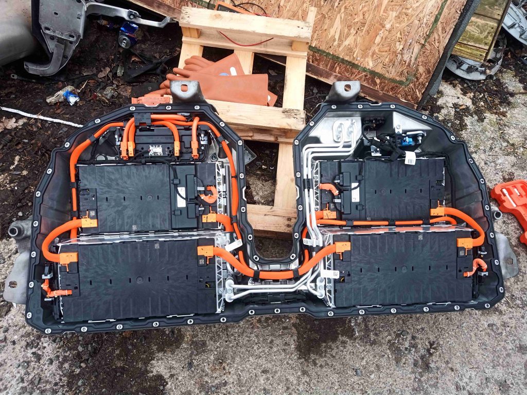 BMW Series 5 Hybrid Battery Pack Teardown – Experimental Engineering